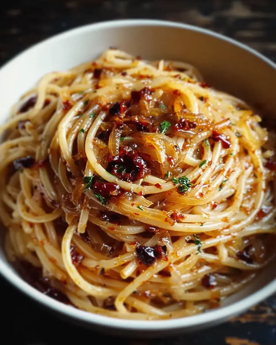 Caramelized Onion Pasta with Chili Oil: A Savory Delight!