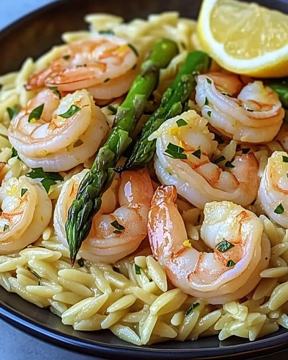 Lemon Garlic Shrimp and Asparagus Orzo: A Quick Delight!