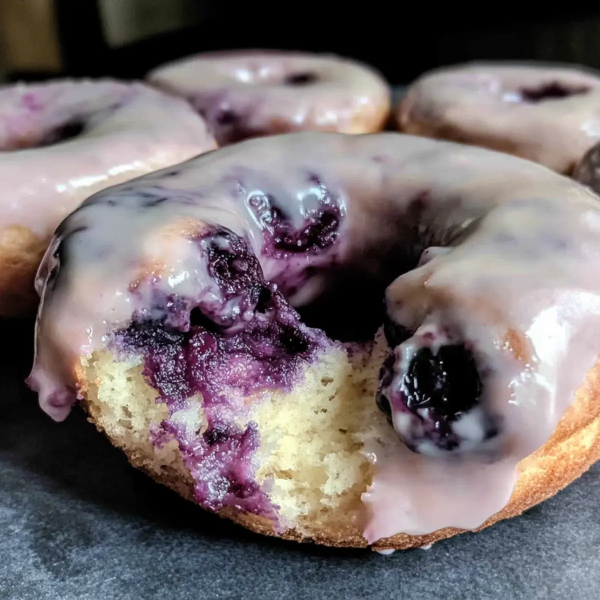 af3eeb32 749f 42cf 82f9 bae1dcd6ac65bl tkqbiu