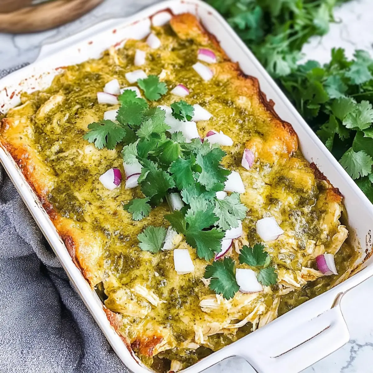 Delicious Chicken Verde Casserole for Quick Weeknight Meals