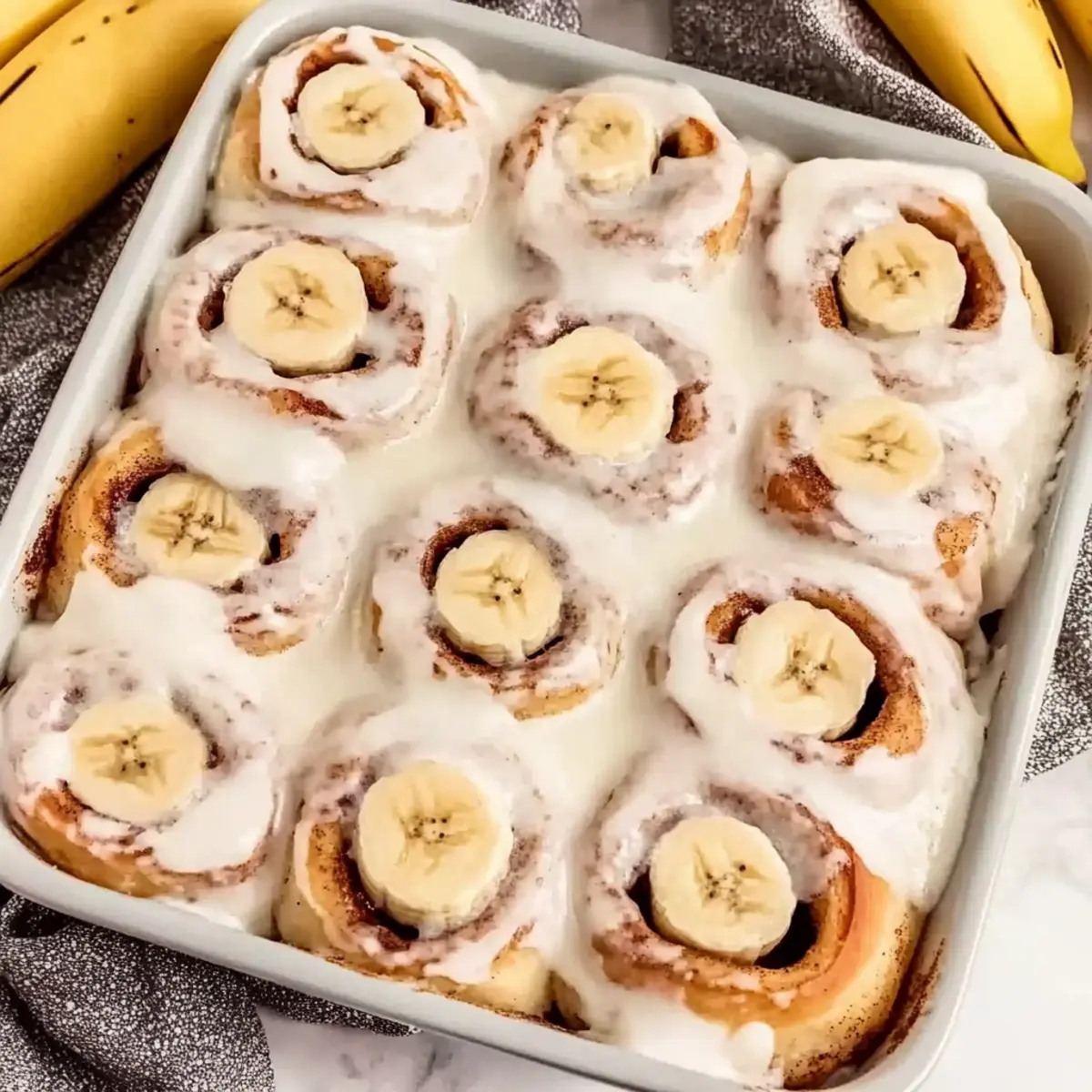 Irresistible Banana Bread Cinnamon Rolls for Sweet Mornings
