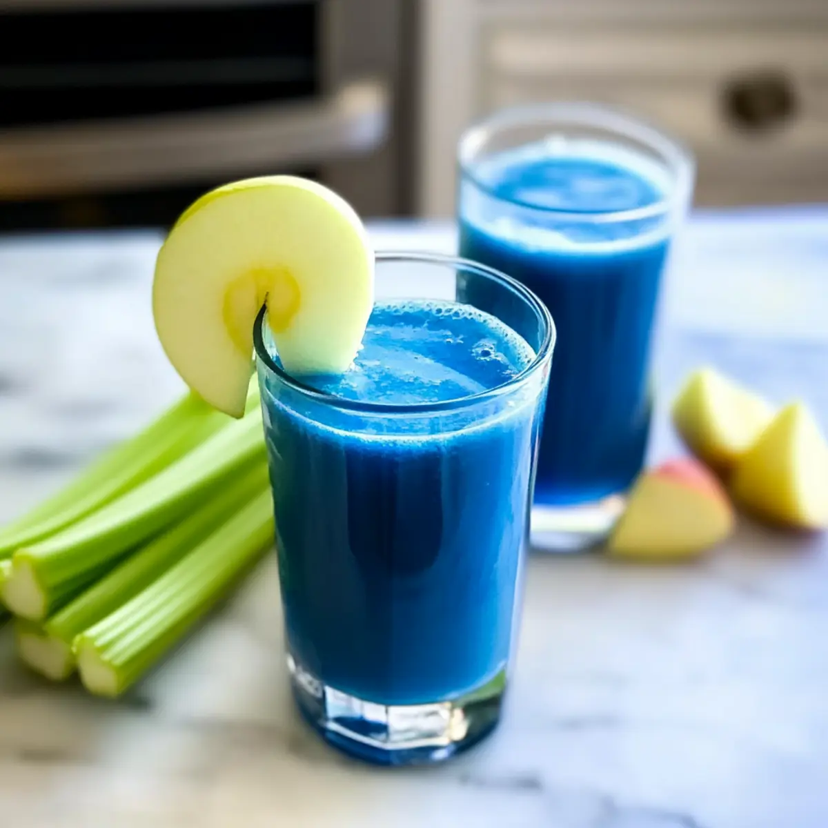 Delicious Blue Superfood Juice for a Refreshing Boost